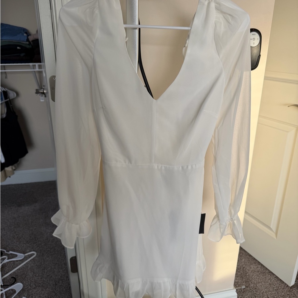 Lulu's Chic White Long Sleeve Dress
